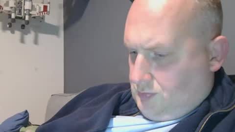 mrzwolle online show from January 22, 2025, 8:49 pm