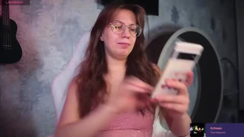 Snapshot of ms_allison chatting on December 17, 2025, 10:32 am Allison online show from December 17, 2025, 10:32 am