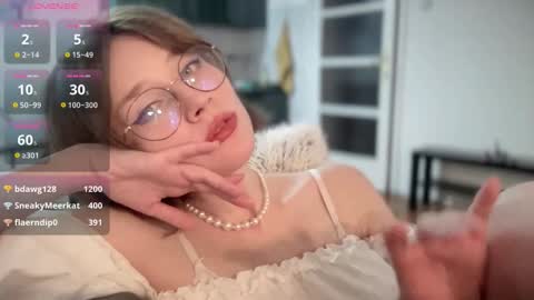 ms_christiana online show from October 25, 2025, 5:37 am