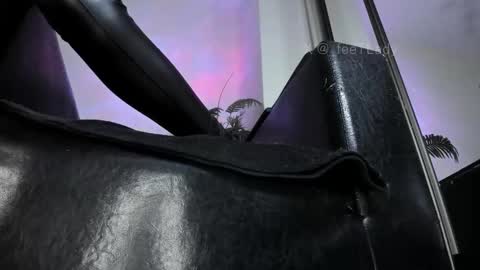 Snapshot of ms_enigma chatting on November 13, 2025, 4:39 pm Goddess. Miss. Lady. Queen. Madam Milady online show from November 13, 2025, 4:39 pm