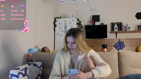 Snapshot of ms_foryou chatting on February 27, 2025, 3:47 am Ms ForYOU online show from February 27, 2025, 3:47 am