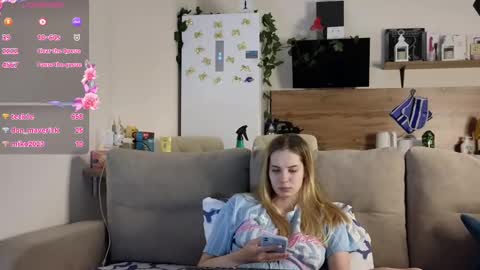 Snapshot of ms_foryou chatting on March 2, 2025, 4:39 am Ms ForYOU online show from March 2, 2025, 4:39 am