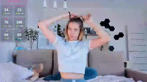 Snapshot of ms_foryou chatting on October 10, 2025, 7:07 am Ms ForYOU online show from October 10, 2025, 7:07 am