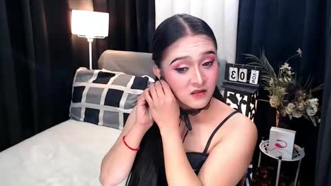 Ash online show from November 4, 2025, 9:41 am