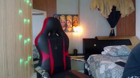 ms_leydi online show from October 17, 2025, 2:59 am