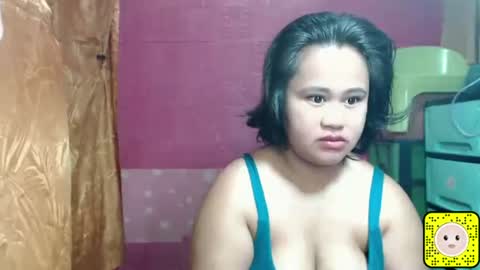 Nathalie online show from July 17, 2026, 2:29 am