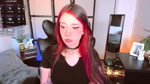 Snapshot of ms_nekoneko chatting on November 30, 2025, 8:24 pm schedule monday tuesday wednesday thursday - sunday online show from November 30, 2025, 8:24 pm