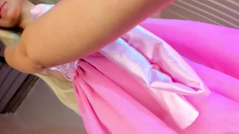 Snapshot of ms_pickless chatting on September 14, 2025, 12:37 pm Annabelle online show from September 14, 2025, 12:37 pm