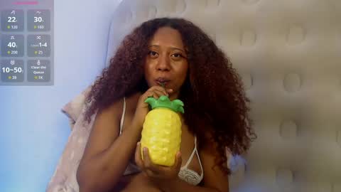 Snapshot of ms_zozii chatting on April 28, 2026, 6:40 am z o z i online show from April 28, 2026, 6:40 am
