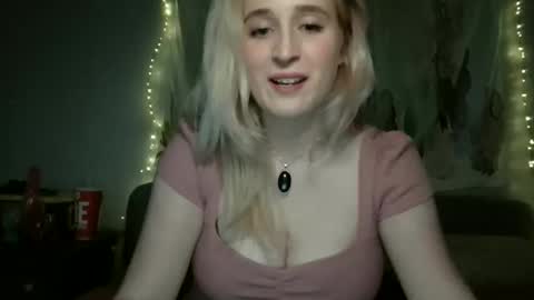 Snapshot of msclairewhatever chatting on October 20, 2025, 10:32 pm msclairewhatever online show from October 20, 2025, 10:32 pm