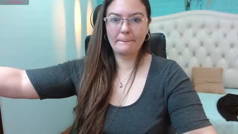 Jossie online show from April 26, 2026, 3:37 am