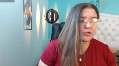 Jossie online show from May 3, 2026, 3:34 am