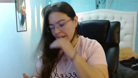 Jossie online show from May 8, 2026, 3:45 am