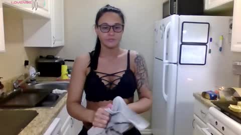 Snapshot of mskinkypunishur chatting on October 2, 2025, 1:18 pm mskinkypunishur online show from October 2, 2025, 1:18 pm