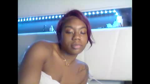 Snapshot of mskitty000 chatting on December 22, 2025, 7:49 am mskitty000 online show from December 22, 2025, 7:49 am