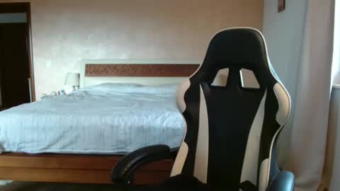 Snapshot of msmarshmallow1 chatting on November 12, 2025, 10:37 am msmarshmallow1 online show from November 12, 2025, 10:37 am