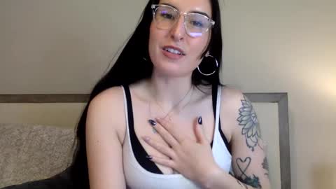 Snapshot of msrubyhayes chatting on December 9, 2024, 6:46 pm Ruby online show from December 9, 2024, 6:46 pm