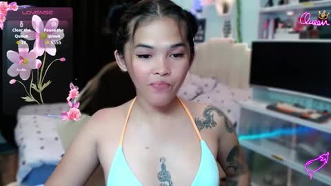 Snapshot of mstefany chatting on January 7, 2026, 4:42 pm tefany online show from January 7, 2026, 4:42 pm