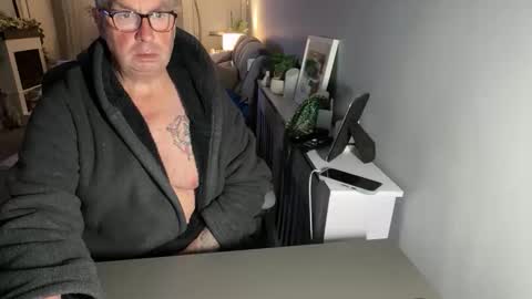 mtb1697 online show from March 1, 2026, 10:56 pm