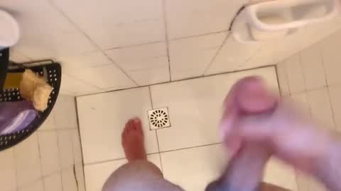 Snapshot of mttz13 chatting on February 4, 2025, 8:28 pm Matt Boy online show from February 4, 2025, 8:28 pm