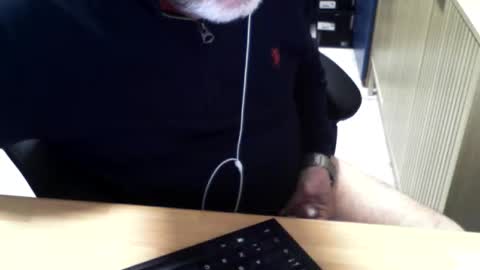 Snapshot of mtwpaul chatting on March 9, 2026, 5:17 pm mtwpaul online show from March 9, 2026, 5:17 pm