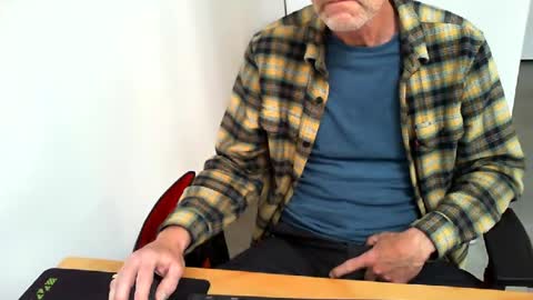 mucfag online show from May 20, 2026, 4:02 pm