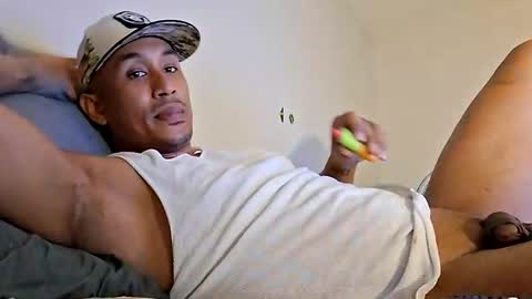 Snapshot of muddafuka910 chatting on October 29, 2025, 12:18 pm muddafuka910 online show from October 29, 2025, 12:18 pm