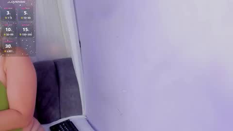 Snapshot of mulan_queen chatting on January 14, 2026, 12:44 pm Mulan online show from January 14, 2026, 12:44 pm