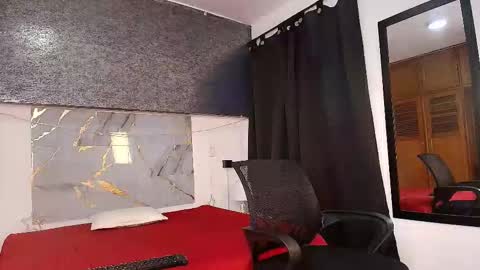 Muller Asher online show from December 17, 2025, 3:56 am