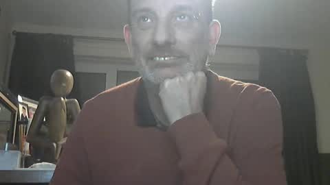 Snapshot of munch10 chatting on May 16, 2026, 12:18 am munch10 online show from May 16, 2026, 12:18 am