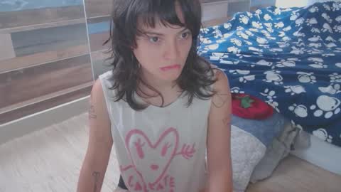 Snapshot of munchi_ chatting on September 21, 2025, 3:57 pm   online show from September 21, 2025, 3:57 pm