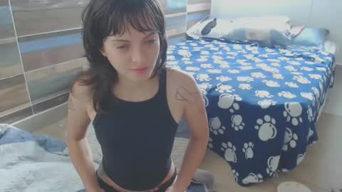 Snapshot of munchi_ chatting on September 23, 2025, 4:54 pm   online show from September 23, 2025, 4:54 pm