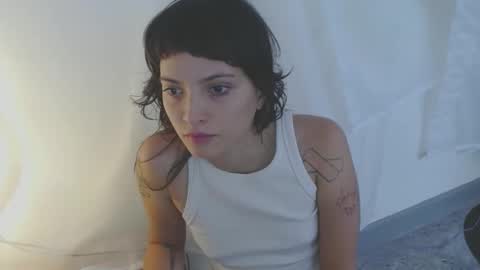 Snapshot of munchi_ chatting on November 19, 2025, 4:51 pm online show from November 19, 2025, 4:51 pm