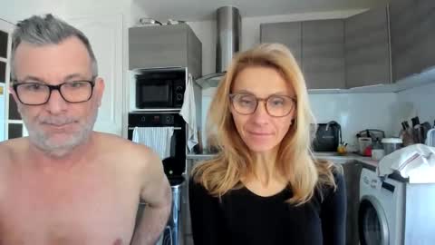 Snapshot of munishpunish chatting on February 5, 2026, 9:14 am LOVELY JULIA Peter DAY online show from February 5, 2026, 9:14 am