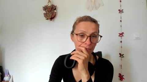 Snapshot of munishpunish chatting on March 22, 2026, 8:51 am LOVELY JULIA Peter DAY online show from March 22, 2026, 8:51 am