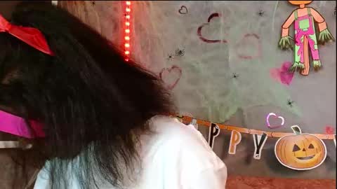 Leidy online show from October 27, 2025, 6:45 pm