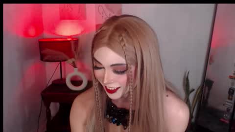 Snapshot of murphy_bitches chatting on October 14, 2025, 6:09 pm MURPHY online show from October 14, 2025, 6:09 pm