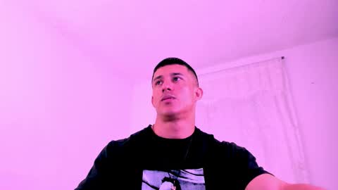 Snapshot of muscle_man07 chatting on February 20, 2026, 12:29 am Muscle Man online show from February 20, 2026, 12:29 am