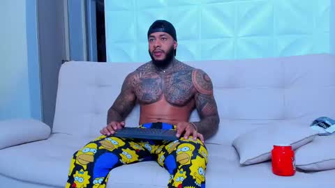Snapshot of muscle_man19 chatting on February 20, 2025, 12:19 am Nick online show from February 20, 2025, 12:19 am