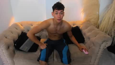 myke online show from December 15, 2024, 6:26 pm