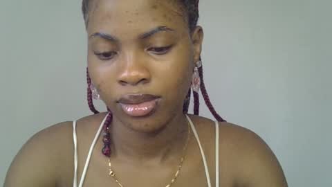 Snapshot of muscle_queen0 chatting on March 3, 2026, 7:47 am muscle_queen0 online show from March 3, 2026, 7:47 am