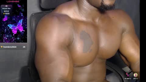 Snapshot of musclegodsammy23 chatting on December 13, 2024, 7:58 am musclegod23 online show from December 13, 2024, 7:58 am