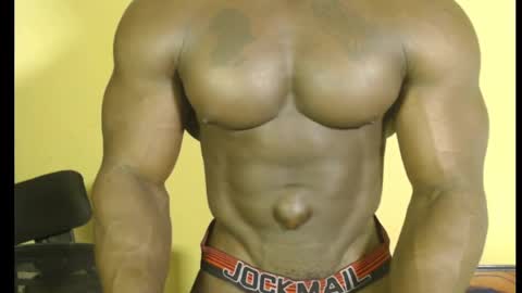 Snapshot of musclegodsammy23 chatting on February 26, 2025, 11:59 pm musclegod23 online show from February 26, 2025, 11:59 pm