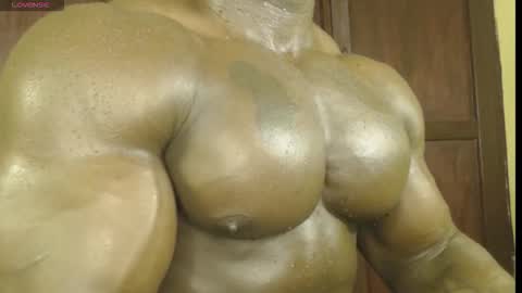 musclegod23 online show from November 8, 2025, 5:56 pm