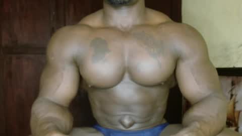 Snapshot of musclegodsammy23 chatting on February 23, 2026, 2:36 pm musclegod23 online show from February 23, 2026, 2:36 pm