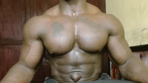 Snapshot of musclegodsammy23 chatting on March 3, 2026, 2:12 pm musclegod23 online show from March 3, 2026, 2:12 pm