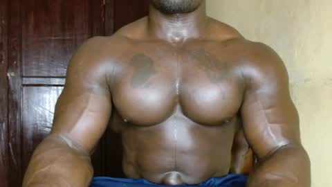 Snapshot of musclegodsammy23 chatting on March 25, 2026, 1:11 am musclegod23 online show from March 25, 2026, 1:11 am