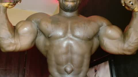Snapshot of musclegodsammy23 chatting on April 6, 2026, 9:10 am musclegod23 online show from April 6, 2026, 9:10 am