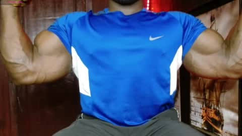 Snapshot of musclegodsammy23 chatting on April 9, 2026, 9:47 am musclegod23 online show from April 9, 2026, 9:47 am