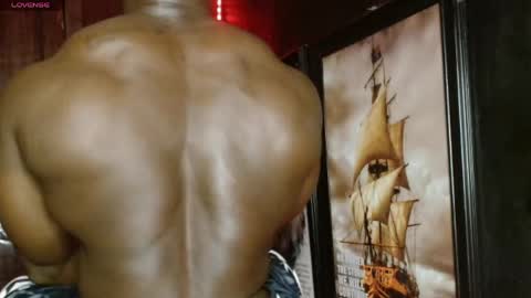 Snapshot of musclegodsammy23 chatting on April 17, 2026, 1:19 am musclegod23 online show from April 17, 2026, 1:19 am